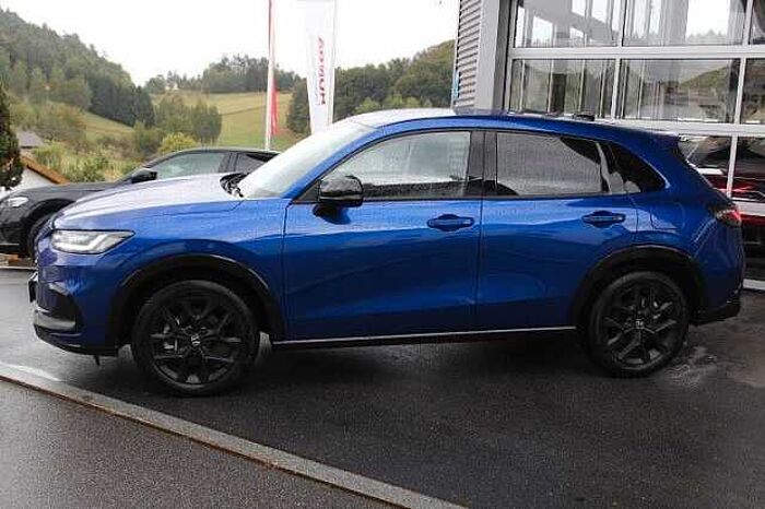 Honda ZR-V Sport mit Black Emblem Paket