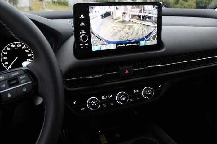 Honda ZR-V Sport mit Black Emblem Paket