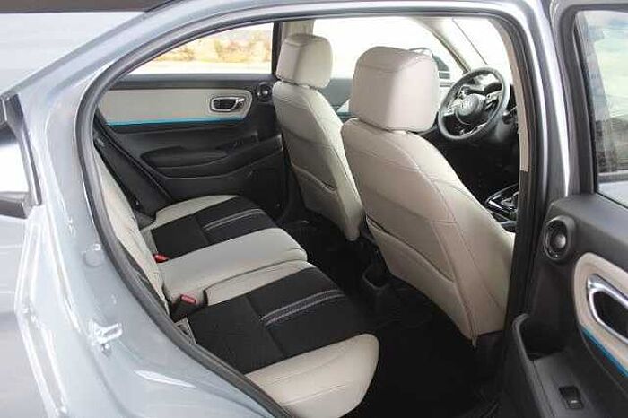 Honda HR-V 1.5 e: HEV Hybrid Advance Style