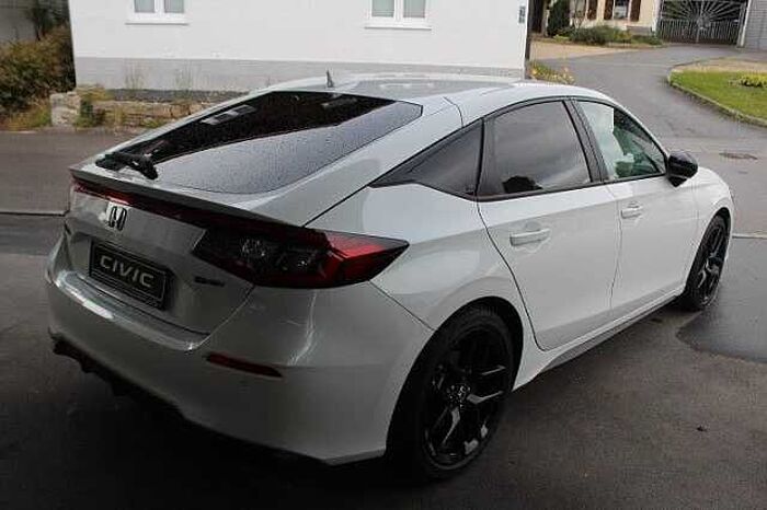 Honda Civic 2.0 Hybrid Sport Black Emblem