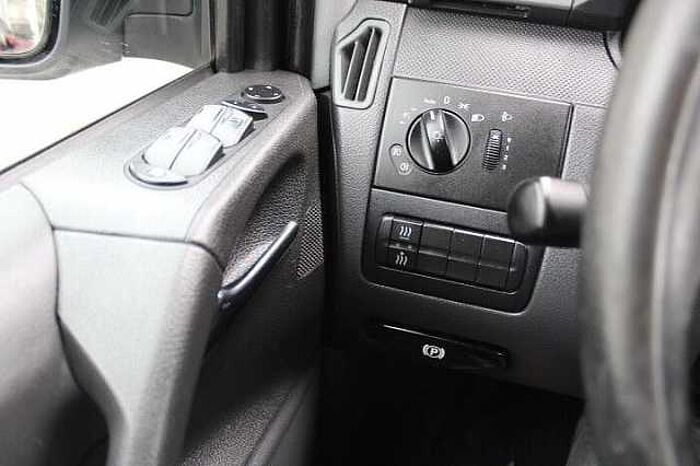Mercedes-Benz Vito Kombi 4x4 116 CDI lang 8-Sitzer AHK