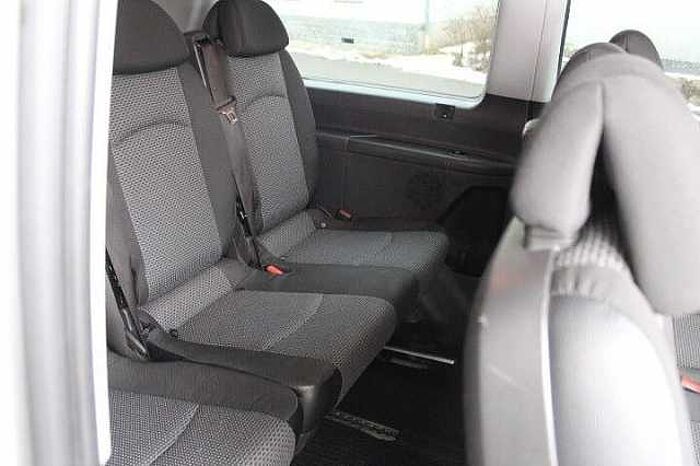 Mercedes-Benz Vito Kombi 4x4 116 CDI lang 8-Sitzer AHK