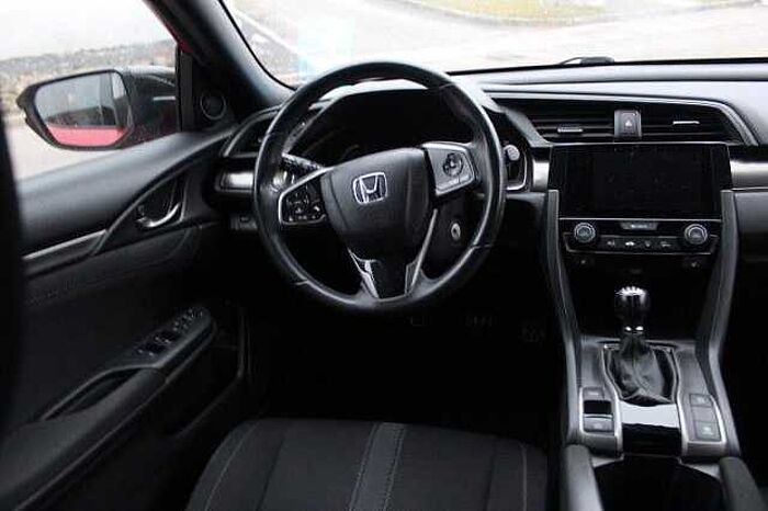 Honda Civic 1.0 i-VTEC Turbo Elegance, Navi