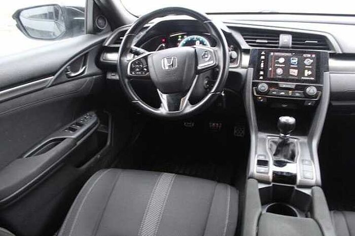 Honda Civic 1.0 i-VTEC Turbo Elegance, Navi