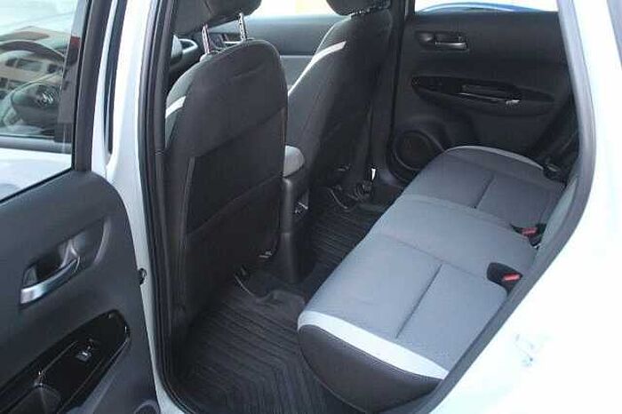 Honda Jazz 1.5 Hybrid i-MMD Crosstar Executive Fahrrad