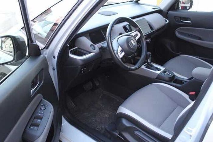 Honda Jazz 1.5 Hybrid i-MMD Crosstar Executive Fahrrad