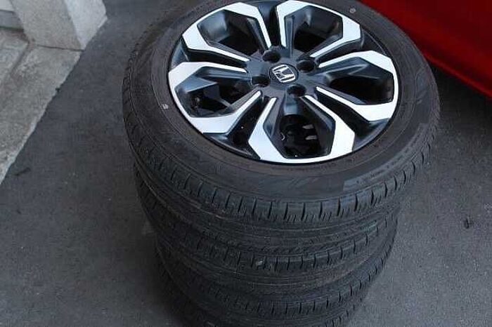 Honda Jazz 1.5 Hybrid i-MMD Crosstar Executive Fahrrad