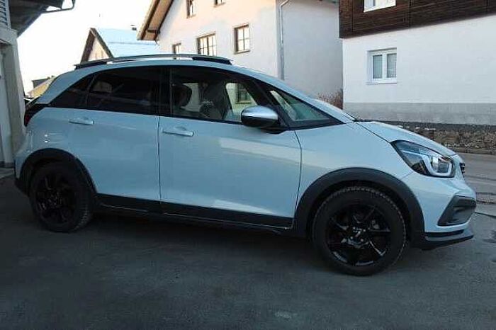 Honda Jazz 1.5 Hybrid i-MMD Crosstar Executive Fahrrad