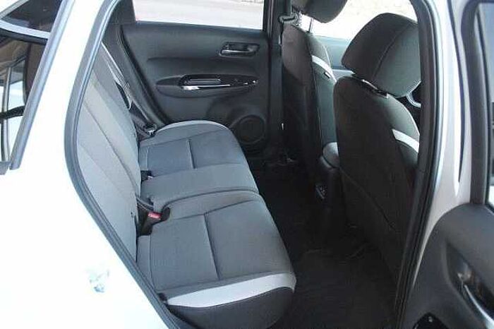 Honda Jazz 1.5 Hybrid i-MMD Crosstar Executive Fahrrad