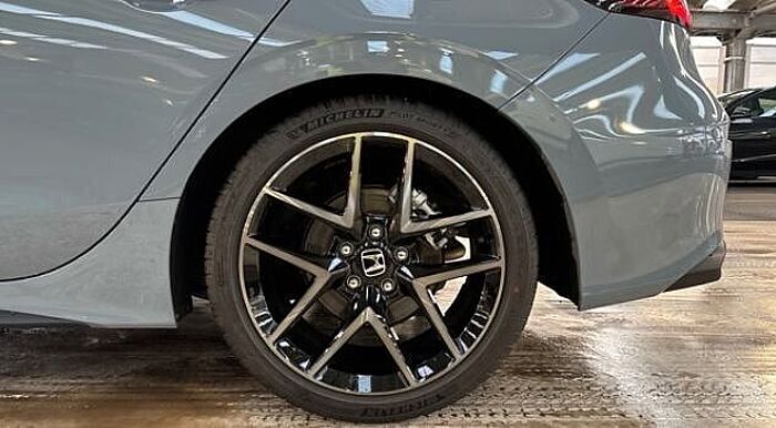 Honda Civic 2.0 Hybrid Advance