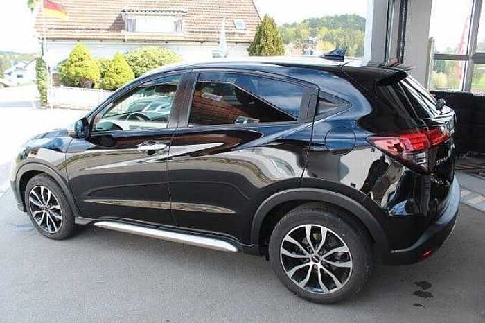 Honda HR-V 1.5 i-VTEC Executive, Navi, Kamera, LED