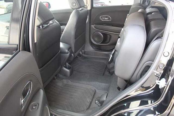 Honda HR-V 1.5 i-VTEC Executive, Navi, Kamera, LED