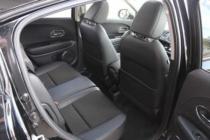Honda HR-V 1.5 i-VTEC Executive, Navi, Kamera, LED