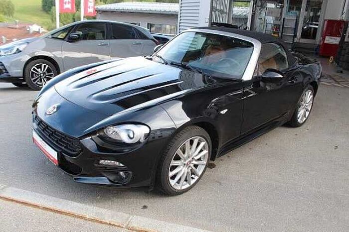 Fiat 124 Spider Lusso