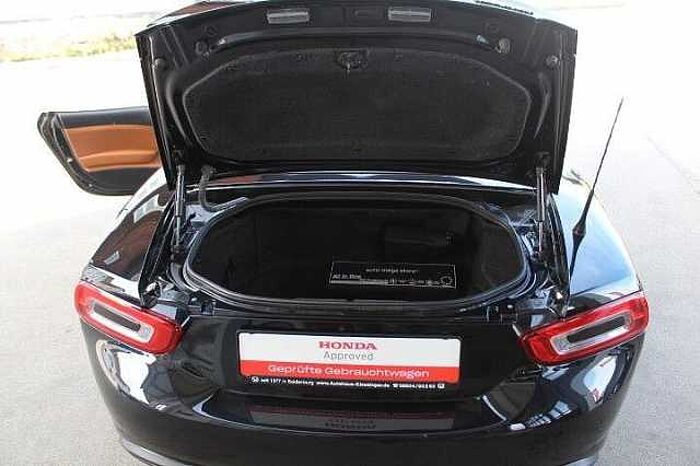 Fiat 124 Spider Lusso