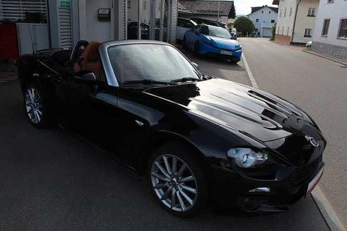 Fiat 124 Spider Lusso
