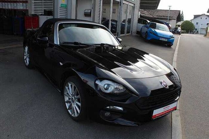 Fiat 124 Spider Lusso