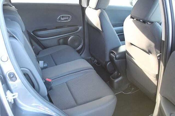 Honda HR-V 1.5 i-VTEC Elegance, CVT, Navi, Kamera, LED