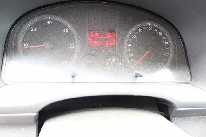 Volkswagen Caddy 2.0 Diesel, Werkzeugregal
