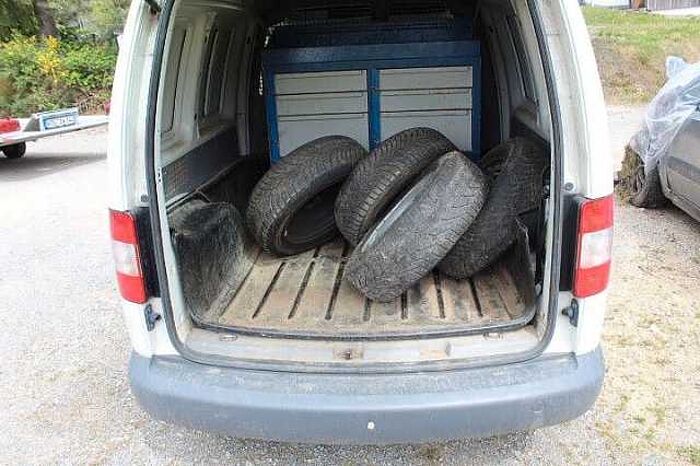 Volkswagen Caddy 2.0 Diesel, Werkzeugregal
