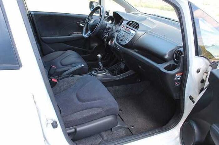 Honda Jazz 1.4 Elegance, Panorama, 16-Zoll, Privacy