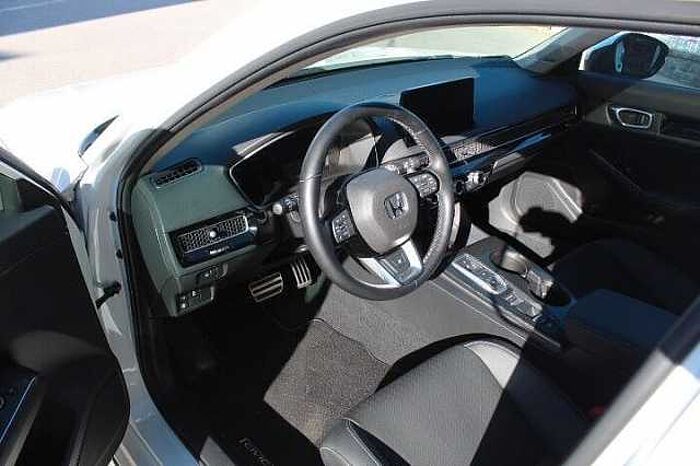 Honda Civic 2.0 Hybrid Advance