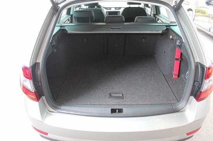 SKODA Octavia Combi Clever