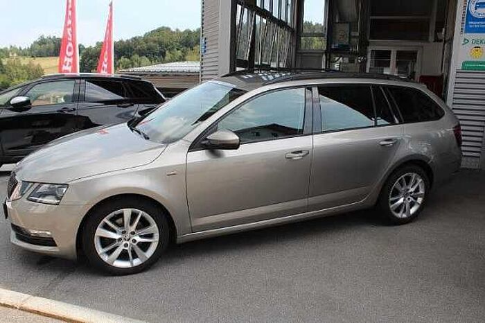 SKODA Octavia Combi Clever