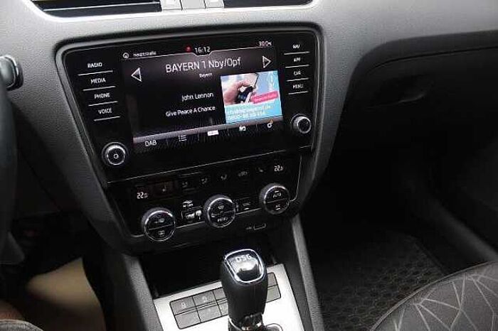 SKODA Octavia Combi Clever