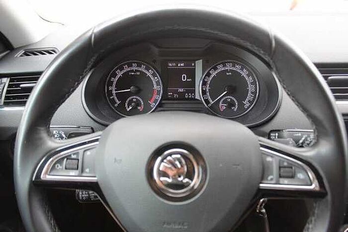 SKODA Octavia Combi Clever