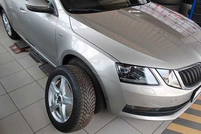 SKODA Octavia Combi Clever