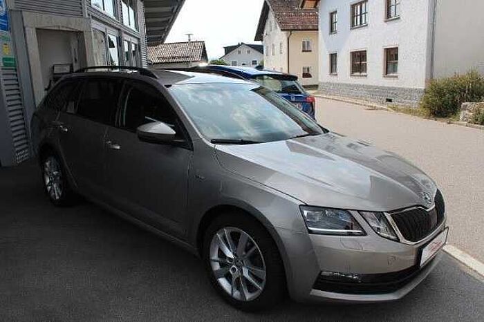 SKODA Octavia Combi Clever