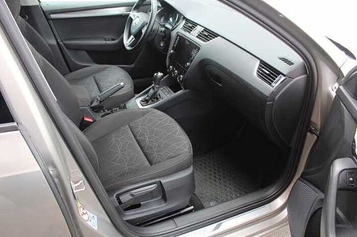 SKODA Octavia Combi Clever