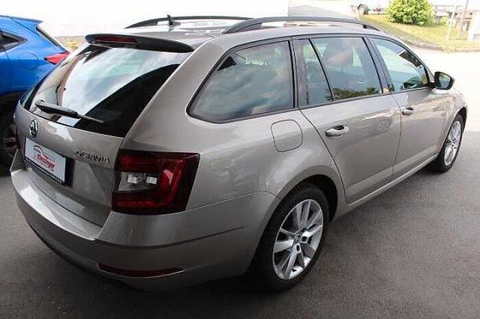 SKODA Octavia Combi Clever