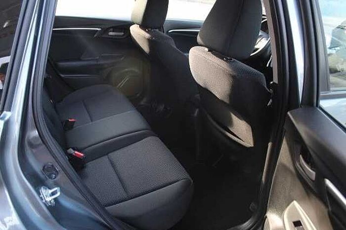 Honda Jazz 1.3 i-VTEC Comfort, AHK, Navi